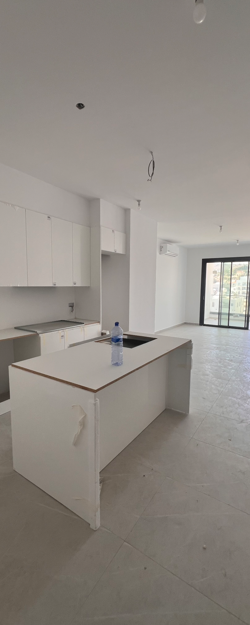 2-Bedroom Apartment with Rooftop Terrace, Sea Views & Communal Pool in Geroskipou, Paphos - photo 1