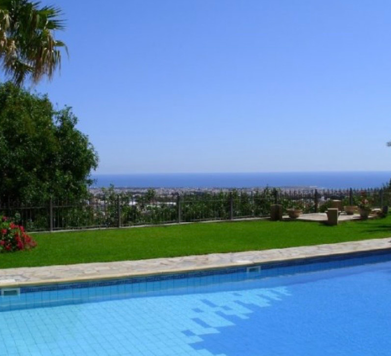 Massive 5-Bedroom Villa with Heated Pool, Lift & Sea Views in Tremithousa, Paphos - photo 1