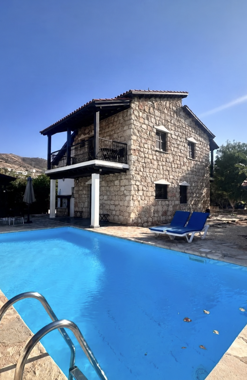 Stone Built 3-Bedroom Villa in Pomos, Polis Chrysochous, Paphos - photo 1